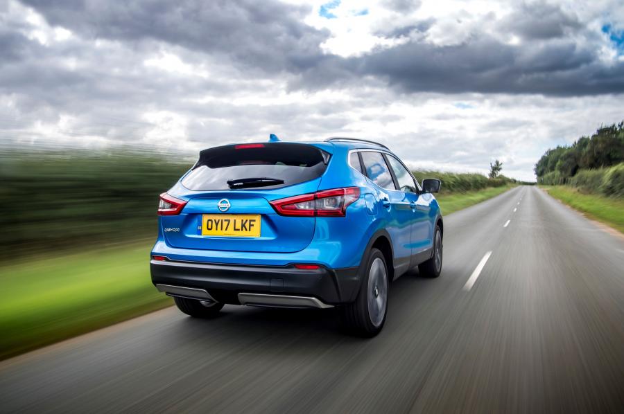  Nissan Qashqai 2017 года  (UK) (фото 11 из 24)